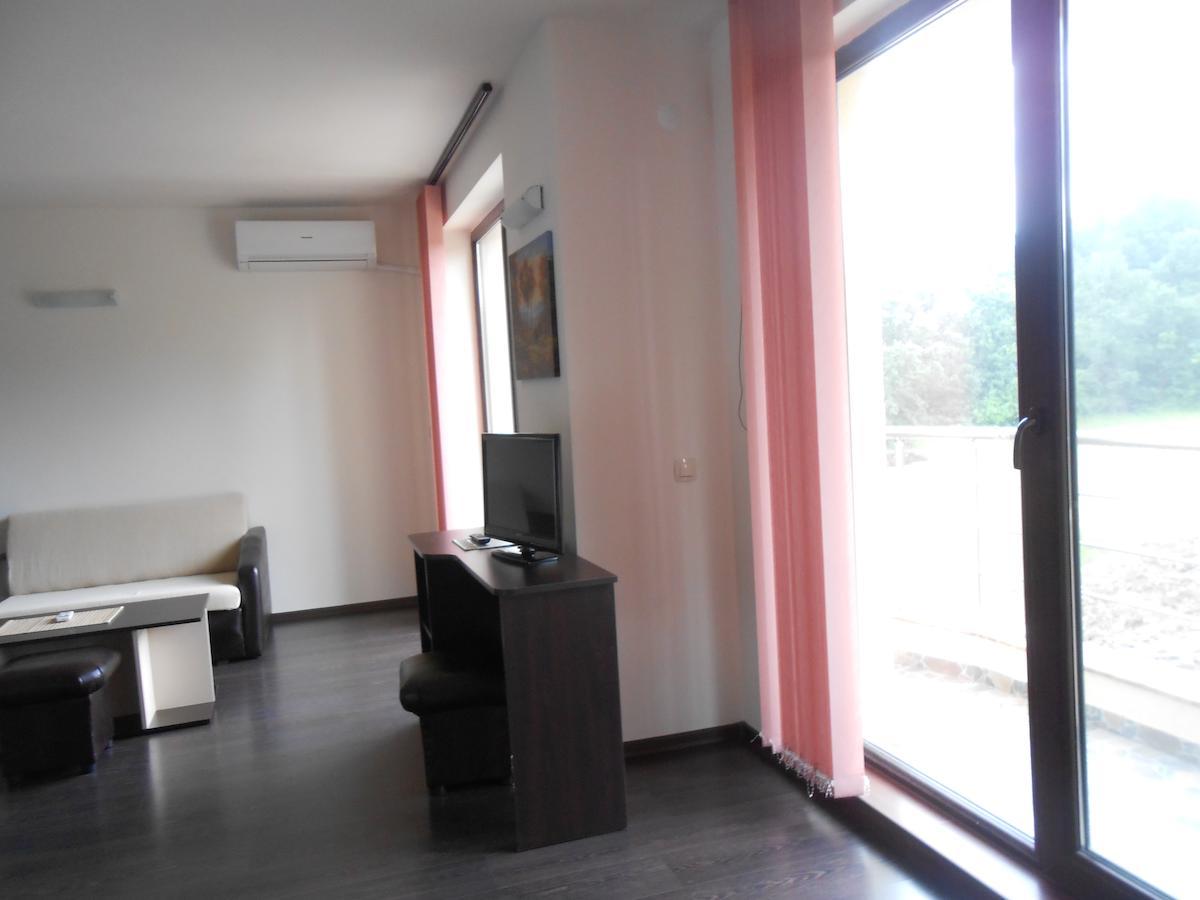 Hotel Enchevi Kirkovo  Ngoại thất bức ảnh