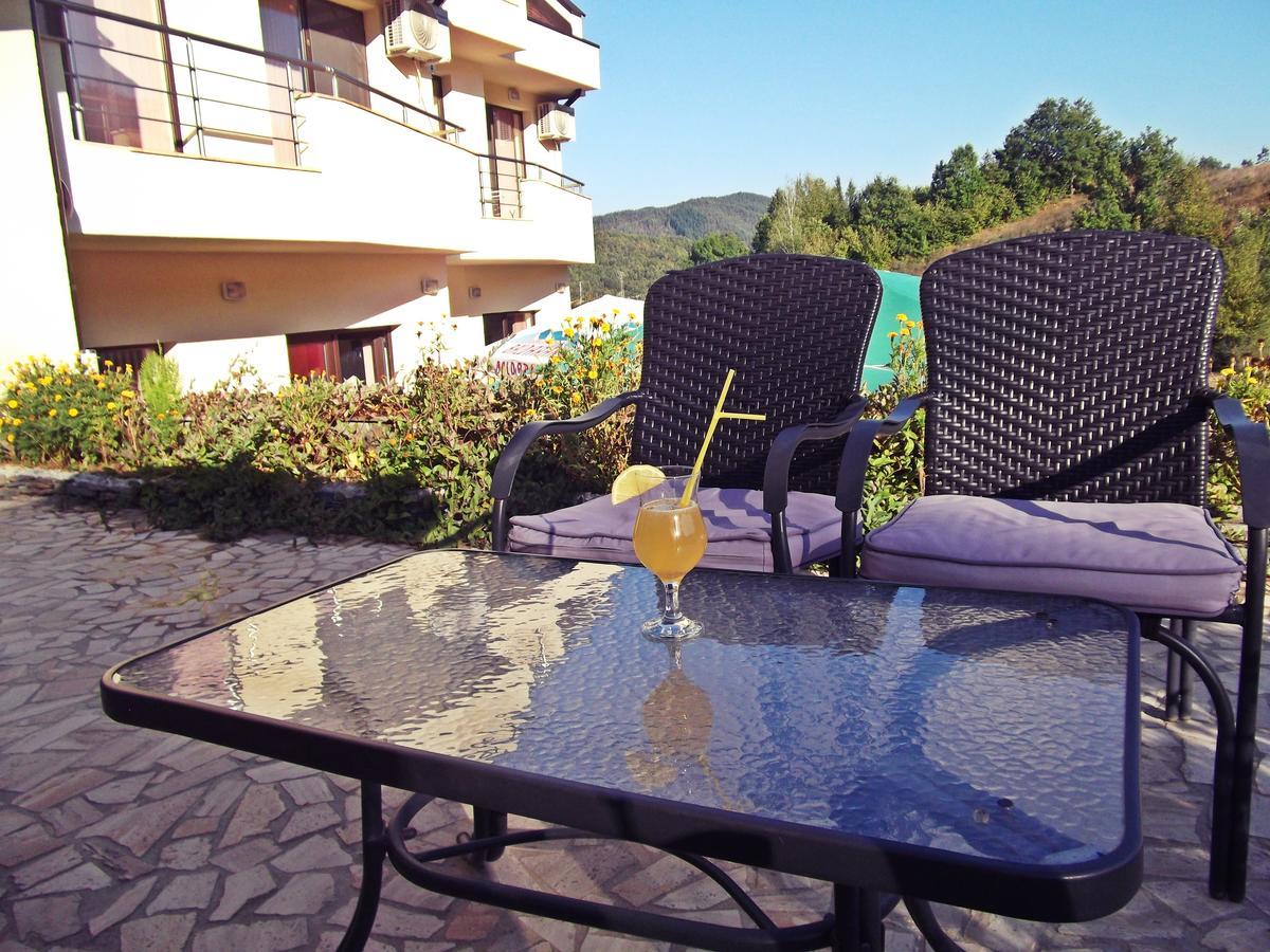 Hotel Enchevi Kirkovo  Ngoại thất bức ảnh