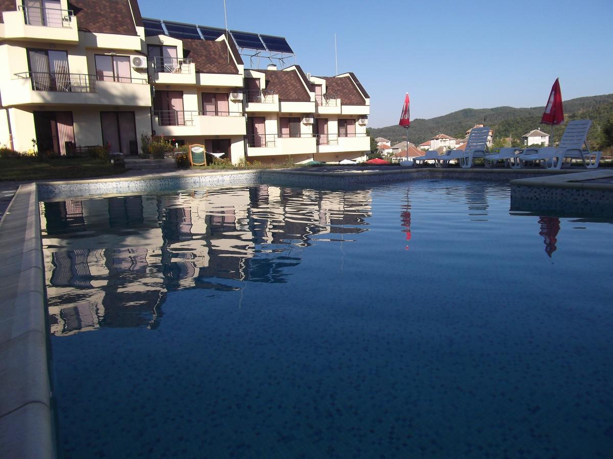 Hotel Enchevi Kirkovo  Ngoại thất bức ảnh