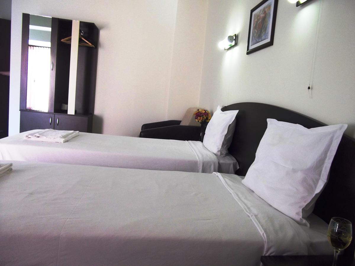 Hotel Enchevi Kirkovo  Ngoại thất bức ảnh