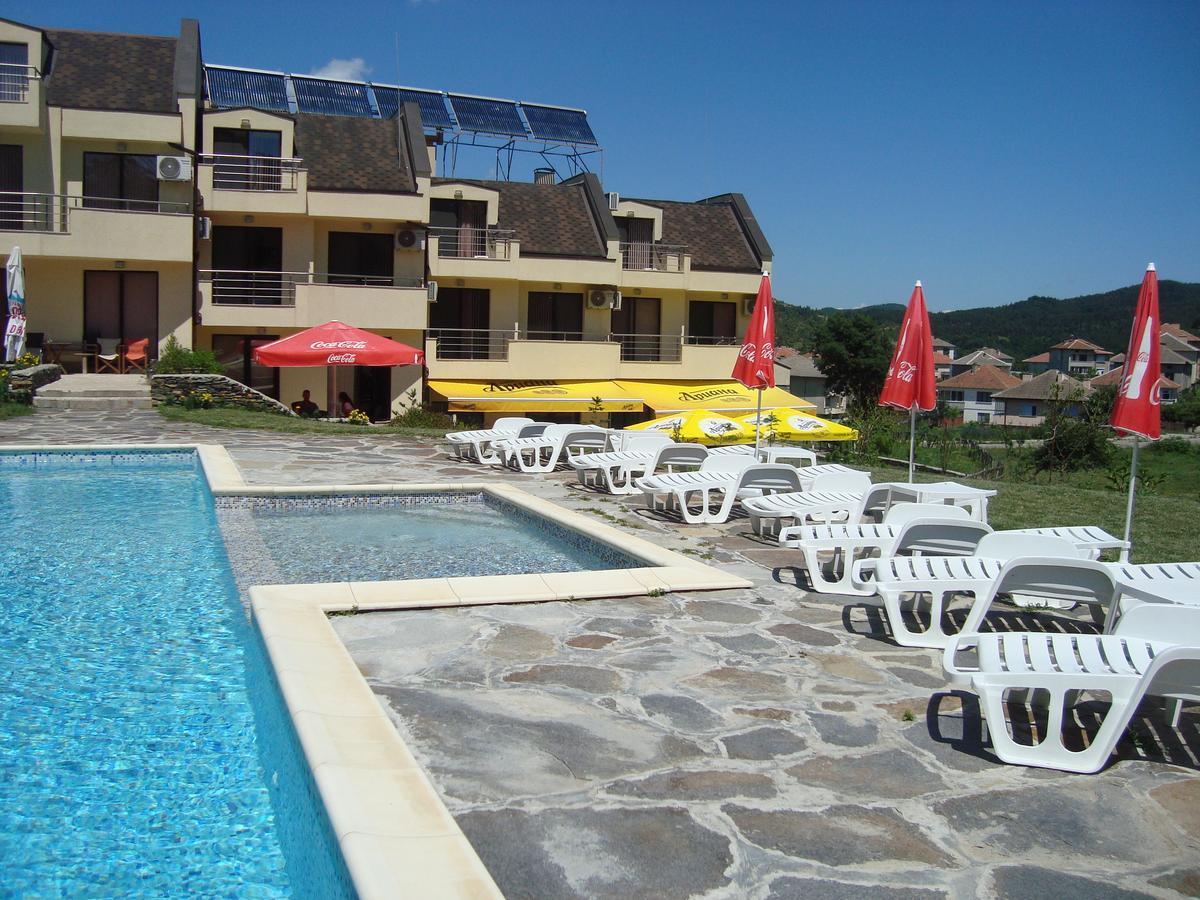 Hotel Enchevi Kirkovo  Ngoại thất bức ảnh