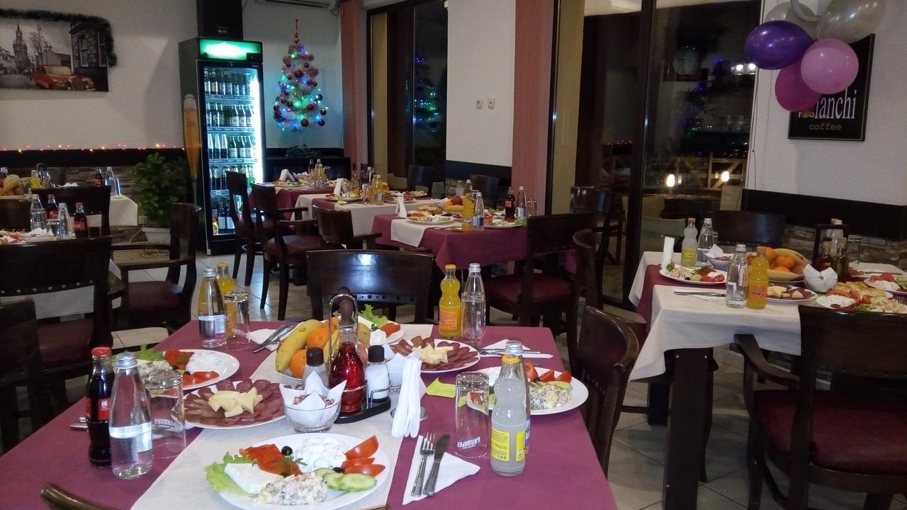 Hotel Enchevi Kirkovo  Phòng bức ảnh