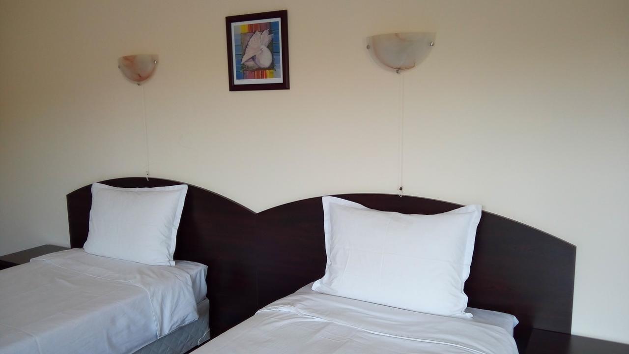 Hotel Enchevi Kirkovo  Ngoại thất bức ảnh