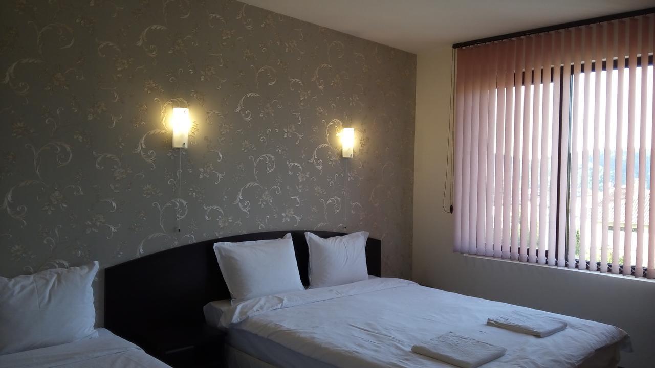 Hotel Enchevi Kirkovo  Ngoại thất bức ảnh